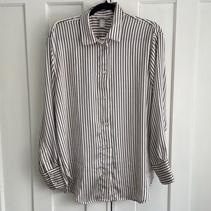 H&M Black and White Striped Casual Shirt Size Medium boxy oversized fit